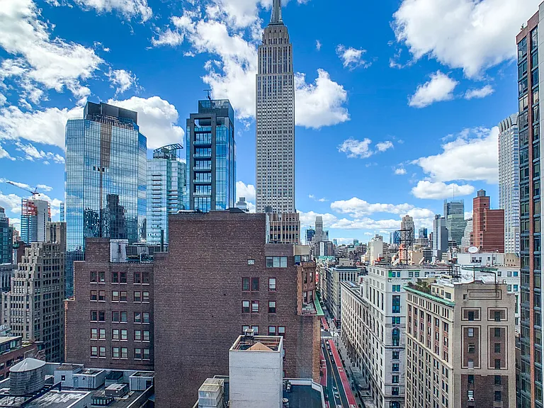 4 Park Ave #18A — Photo 3