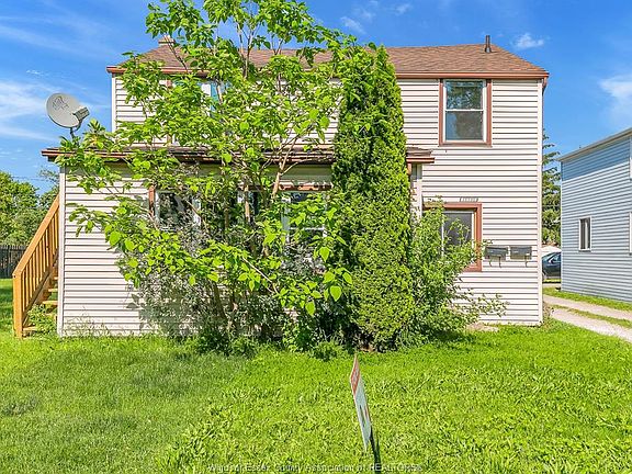 2nd image of 3376 Byng Rd