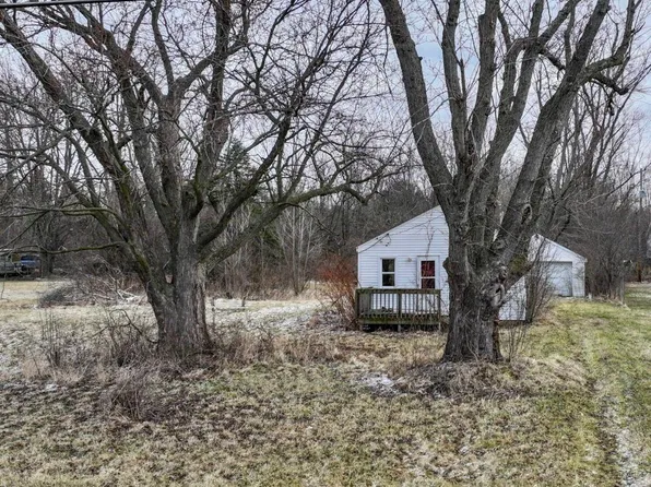 12480 Neff Rd, Clio, MI 48420