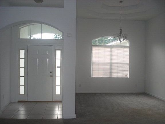4th image of 30 Randolph Dr