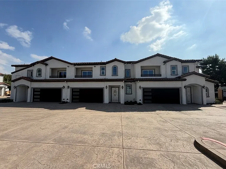 15909 Merrill #24 — Photo 3