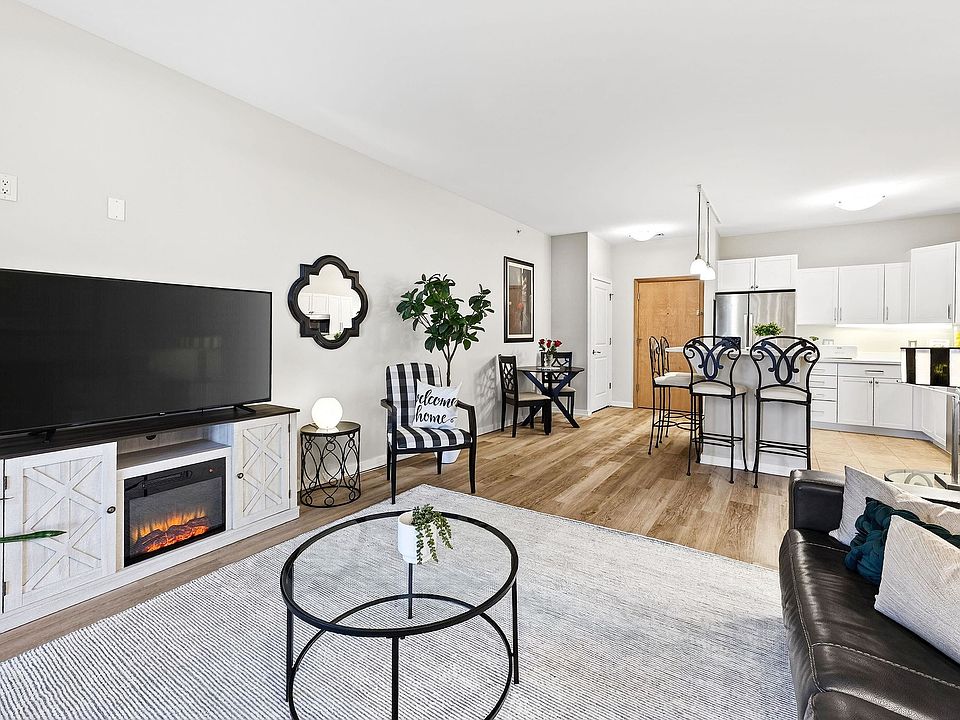 1st image of 5196 Sassafras Dr Unit 105
