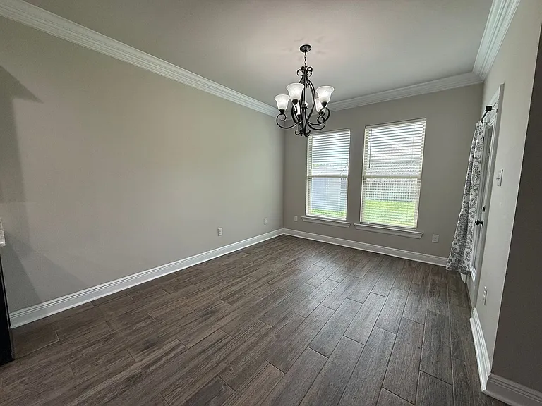 6510 Suwanee Rd — Photo 10
