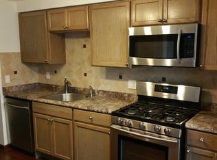 10 Cambridge Sq APT G, Amherst, NY 14221