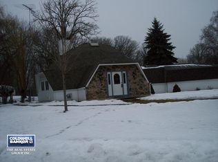 4710 River Heights Dr, Manitowoc, WI 54220