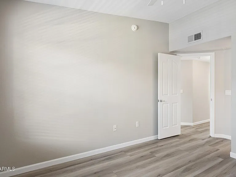 2402 E 5th St #1427 — Photo 25