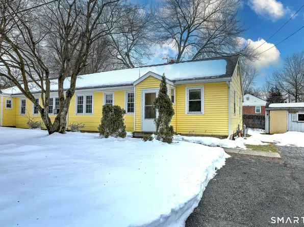 106 Higbie Dr #108, East Hartford, CT 06108