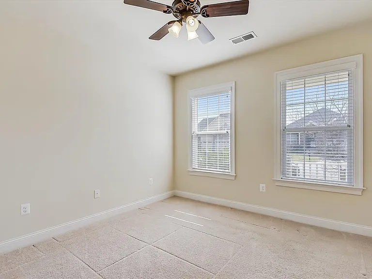 5815 New Berne Rd — Photo 20