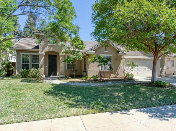 2959 Swift Ave, Clovis, CA 93611