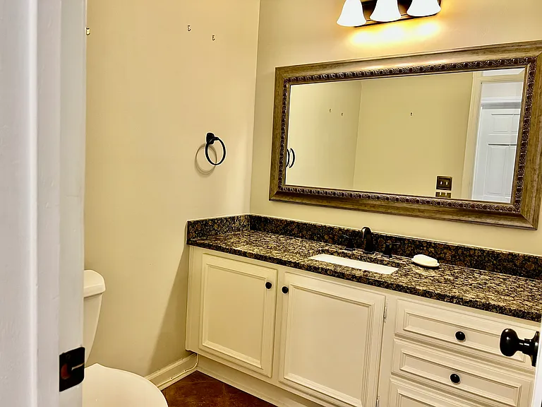 205 Kinderhill Ct — Photo 18