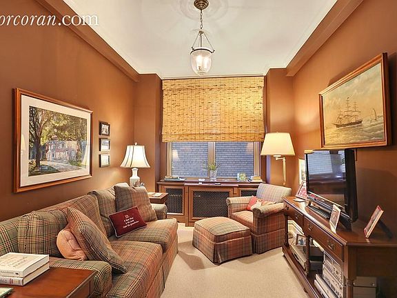 4th image of 1150 Park Ave #3C