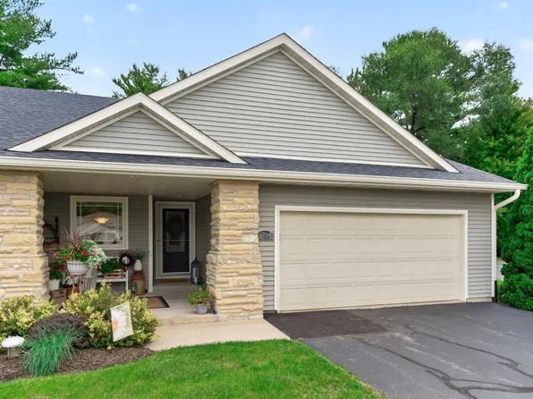 5734 Jackies Dr #I, Loves Park, IL 61111