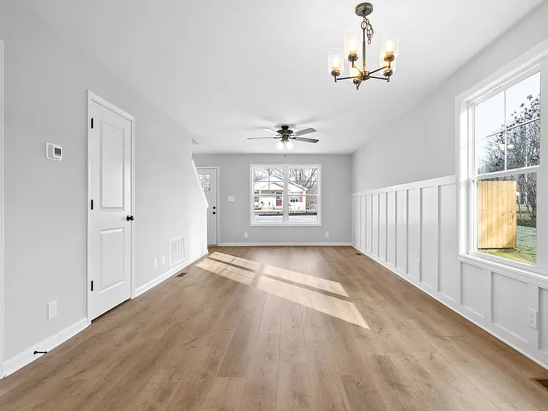 332 Church St — Photo 15