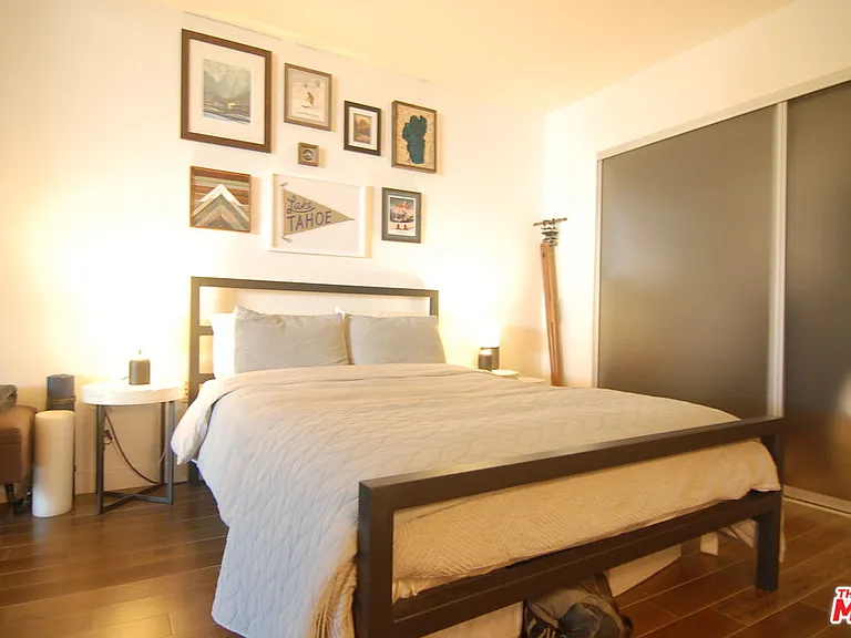 901 S Flower St #505 — Photo 14