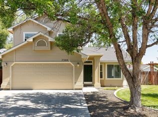 7300 E Nottingham Ln, Nampa, ID 83687