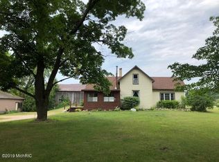 1135 155th Ave, Hersey, MI 49639