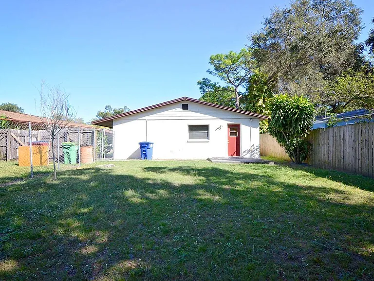 15648 Morgan St #B — Photo 16