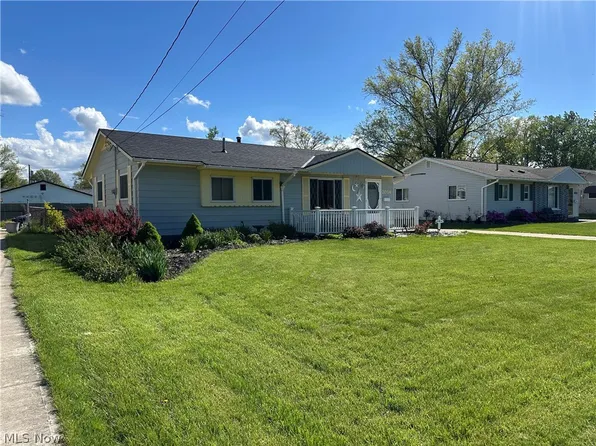 2014 Homewood Dr, Lorain, OH 44055