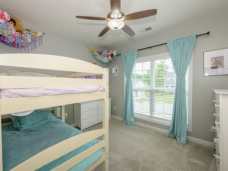 236 Butterfield Dr — Photo 11