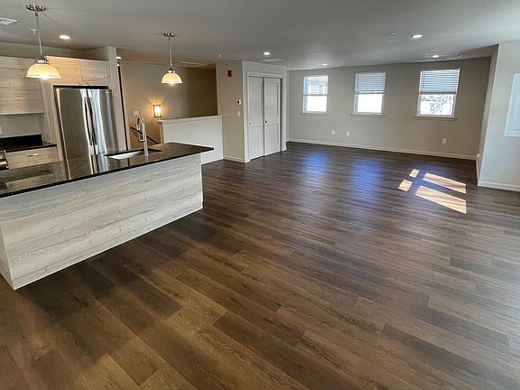 4th image of 540 Lafayette Rd #201