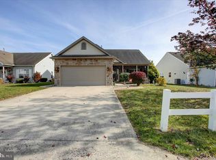 31 Lantern Ln, Shippensburg, PA 17257