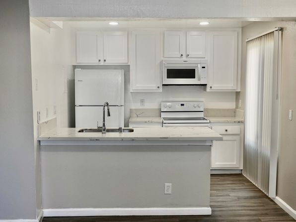 631 Church St APT 3A