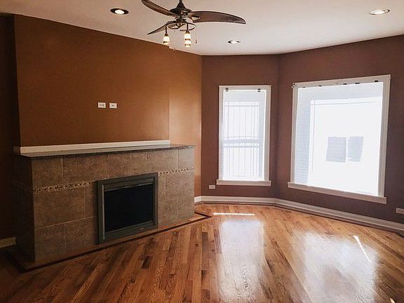 3rd image of 11111 S Edbrooke Ave #1