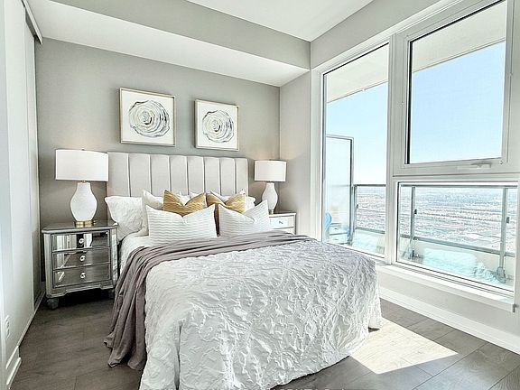 5th image of 950 Portage Pkwy #5807