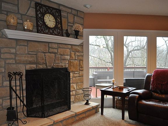 5th image of 598 Eagleview Dr
