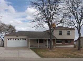 48 Macalester Rd, Pueblo, CO 81001