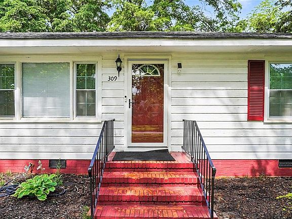 3rd image of 309 Cherokee Cir