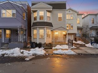 39 Blum St, Newark City, NJ 07103