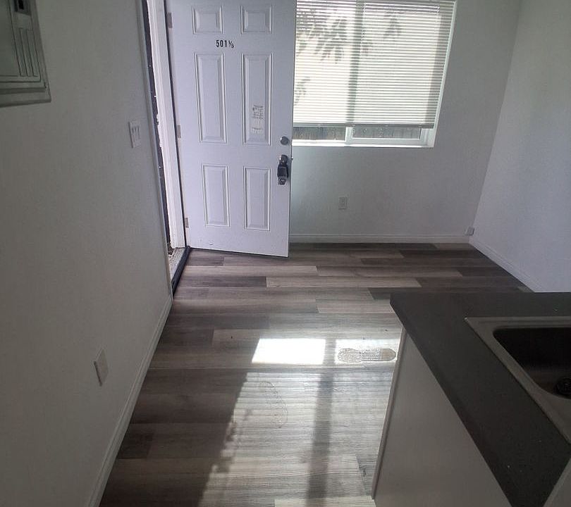 1st image of 501 N Avenue 50 #2