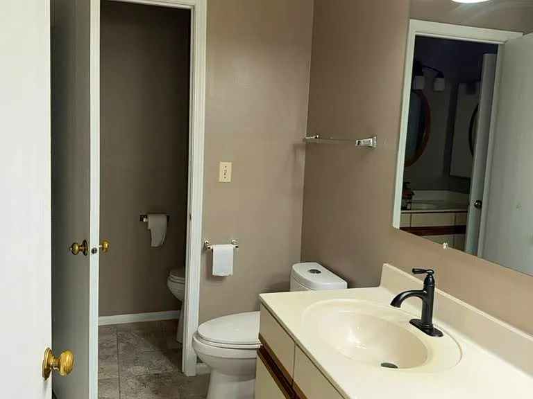 1228 Bradwell Ln #D — Photo 15