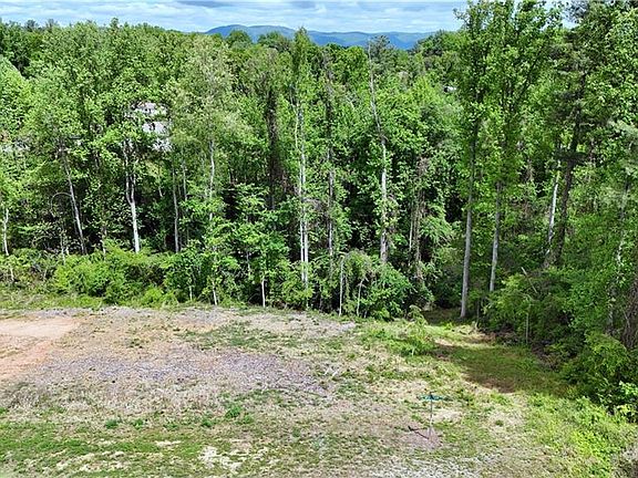 2nd image of LOT 31 Meadowlark Rd Lot 31