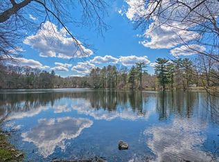 54 Lake St, Norfolk, MA 02056