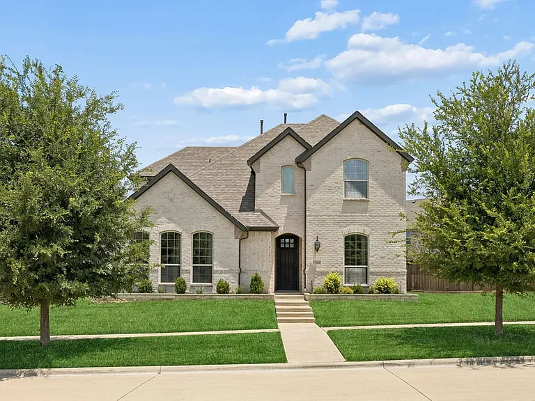 13946 Falcon Ranch Dr — Photo 1