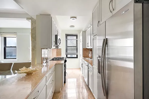 Rented by Compass | media 26