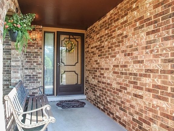2nd image of 11955 N Pinecreek Dr