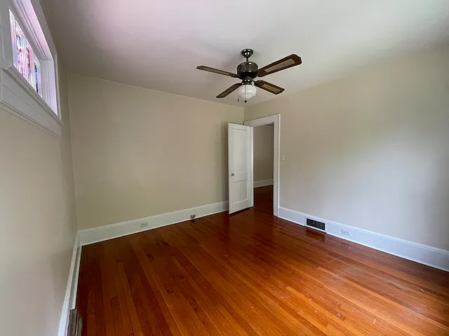 255 S Sunset Dr — Photo 9