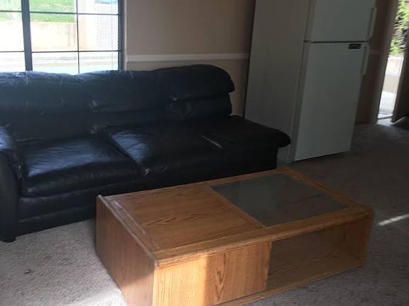 5th image of 2160 Eucalyptus Ave #B