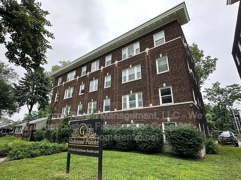 1 bed, 1.0 bath, $850 — Photo 2