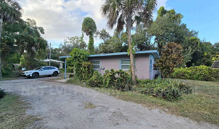 240 W Mariana Ave #B — Photo 10
