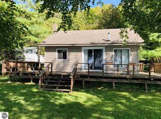 6060 Lake Leelanau Dr, Traverse City, MI 49684