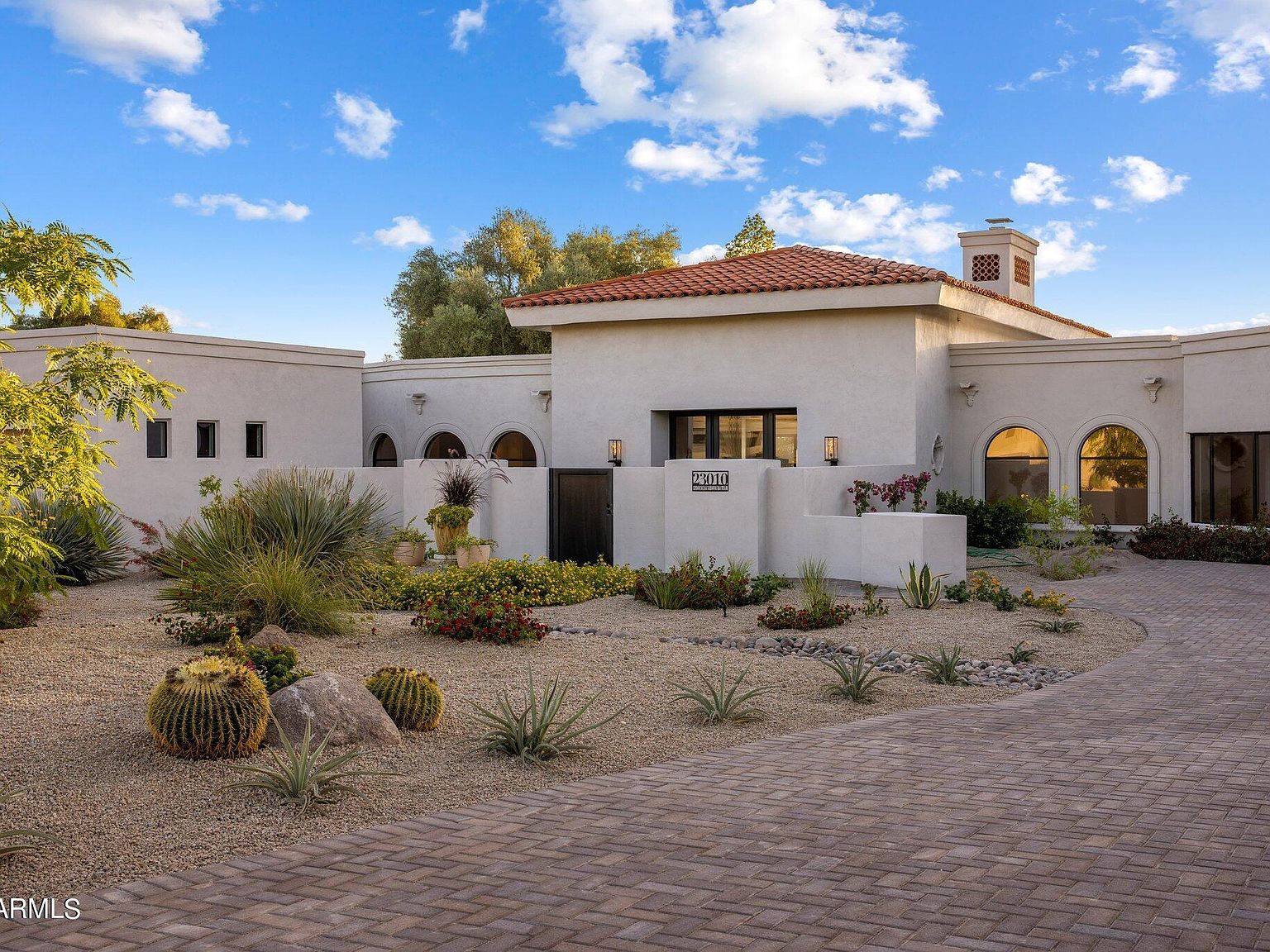 23010 N Country Club Trl