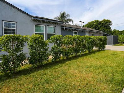 8481 Hatillo Ave, Winnetka, CA, 91306