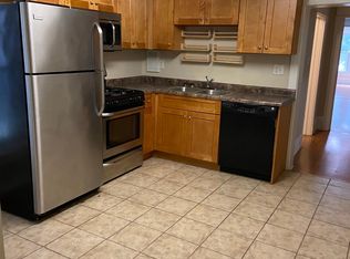 1436 W Irving Park Rd #G, Chicago, IL 60613