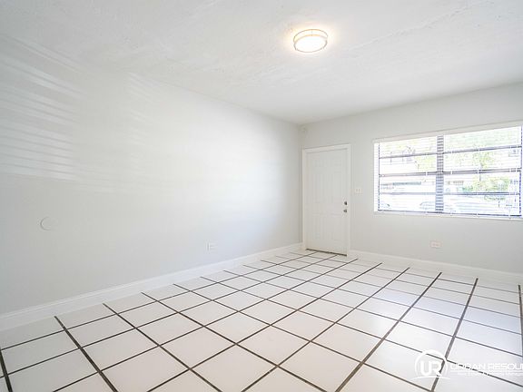 5th image of 400 81st St APT 3