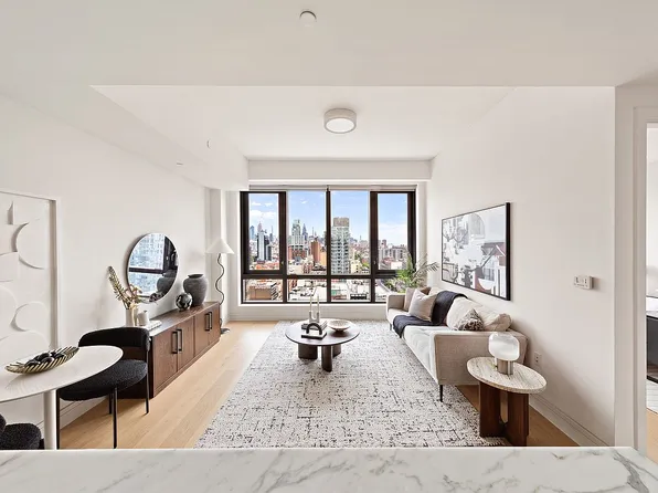 242 Broome St APT 14D, New York, NY 10002