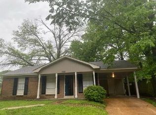 3722 Ridgemont Rd, Memphis, TN 38128